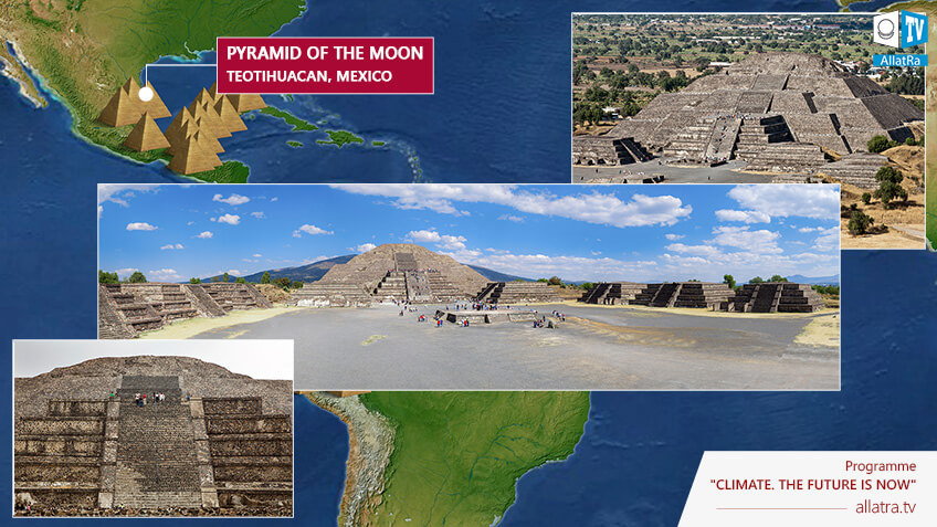 Pyramid of the Moon, Mexico, photo