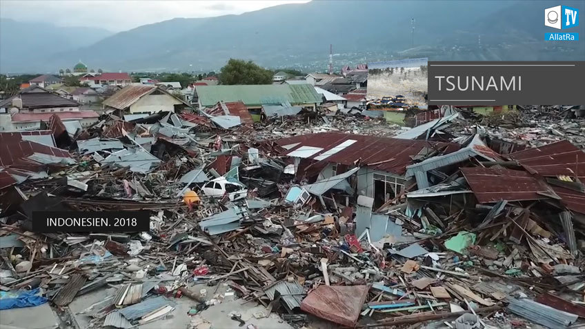 Folgen des verheerenden Tsunami in Indonesien. 2018