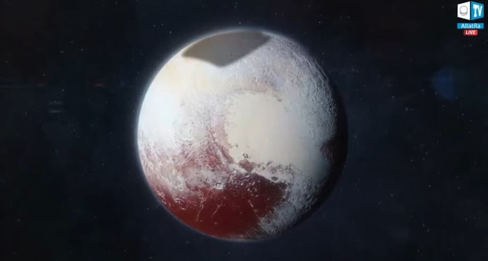 Рост тёмных пятен на Плутоне