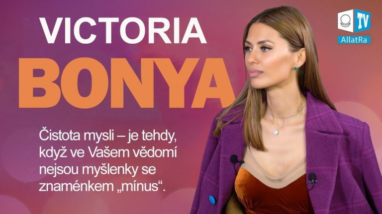 Victoria Bonya: „Žiju jen SRDCEM“, televizní moderátorka, beauty blogerka, modelka