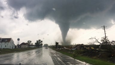 42 Tornadoes in One Day: The Midwest Faces an Unprecedented Outbreak